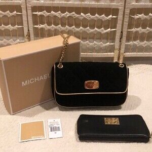 NWT Michael Kors Hamilton Quilted Bag with Wallet in Box